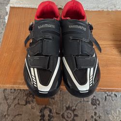 Shimano Men’s Clip In Shoes - Size 9 (43)