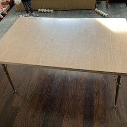 Free Dining Table And Chairs 