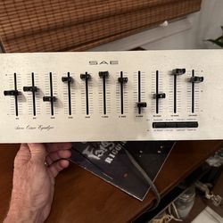 Audiophiles SAE mark VII equalizer