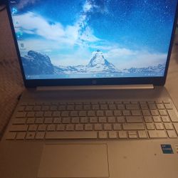 hp laptop model 15-dy2703dx