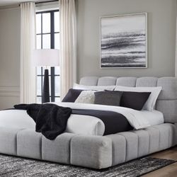 Queen Upholstery Bed Frame