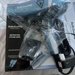 BABYLISS HAIR DRYER WITH ATTACHMENT