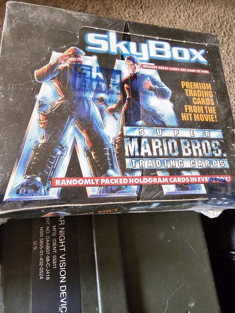 1993 SKYBOX SUPER MARIO BROTHERS THE MOVIES TRADING CARD SEALED BOX