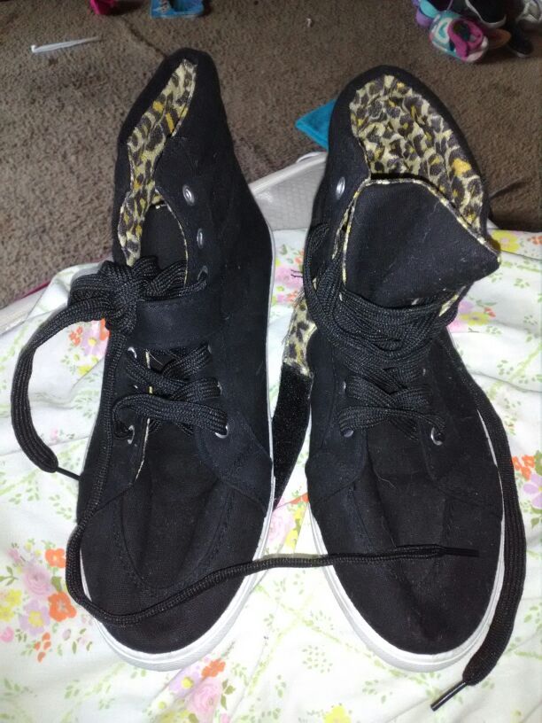 Black and leopard print