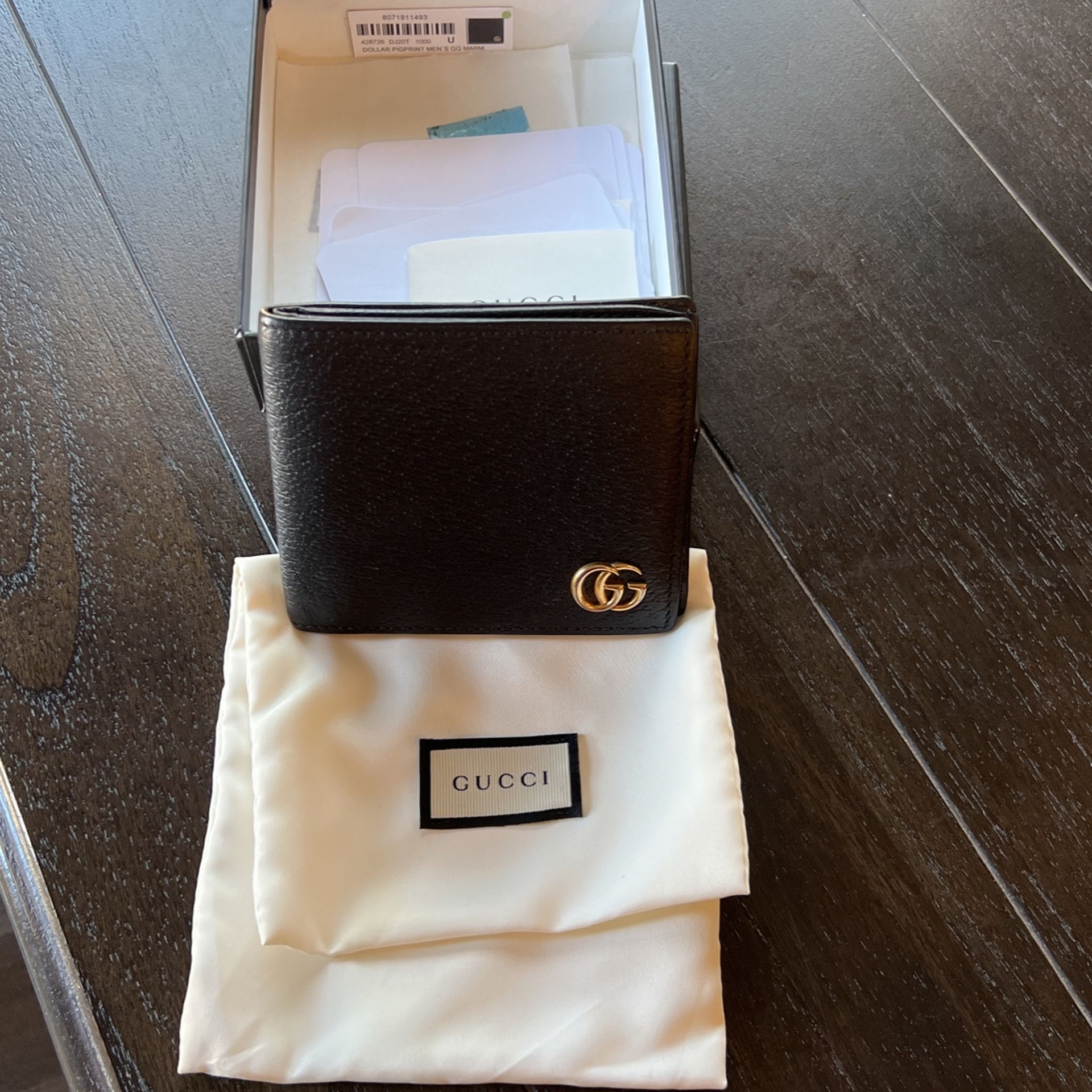 Authentic GUCCI Wallet