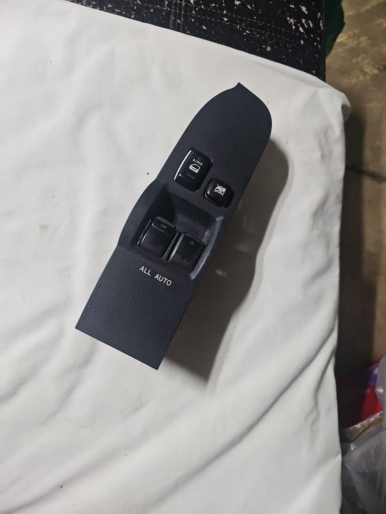 05-10 Scion tC Front Left Door Master Window Switch