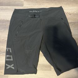 Fox Shorts Size 34 