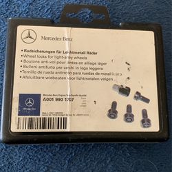 Mercedes-Benz wheel Locks