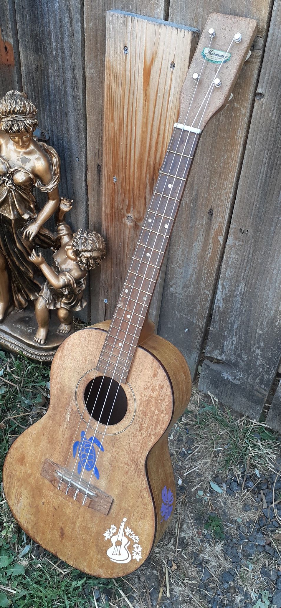 Vintage Harmony BARITONE! Uke for Sale in Hillsboro, OR OfferUp