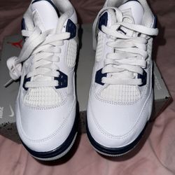 Jordan 4 