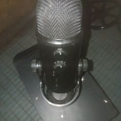 Blue Yetti Microphone