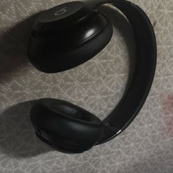 Beats Studios Pro, Black 