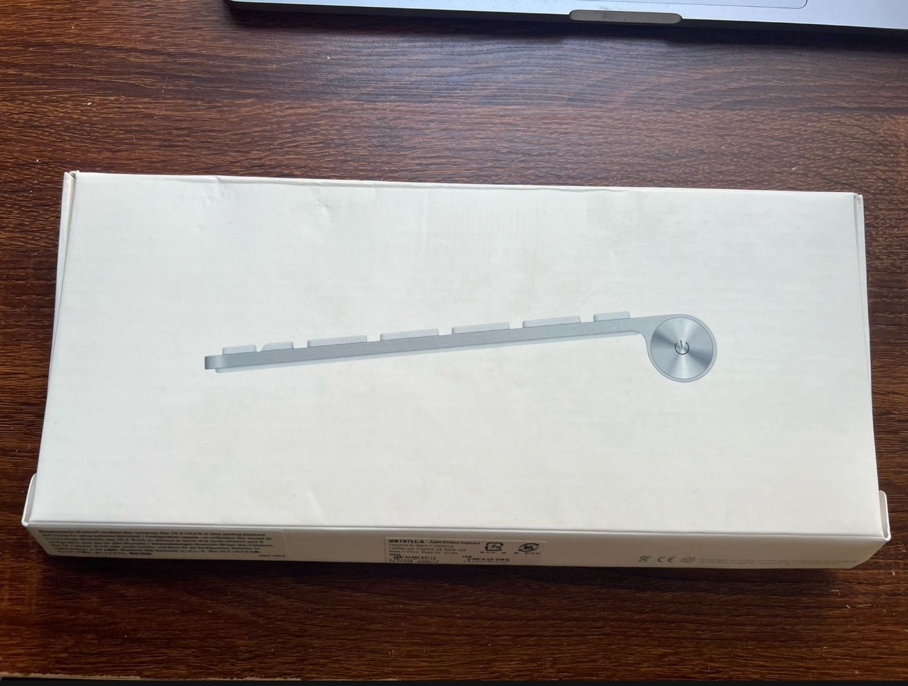 Apple Wireless Keyboard Model A1255