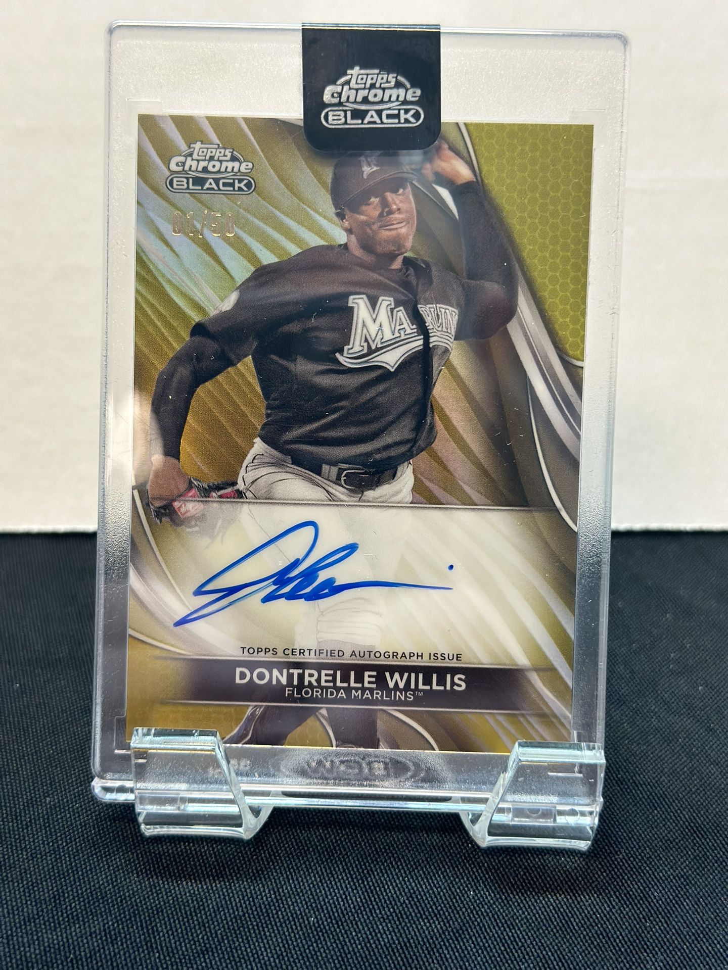 2024 Topps CHROME BLACK DONTRELLE WILLIS GOLD REFRACTOR AUTO #01/50 MARLINS