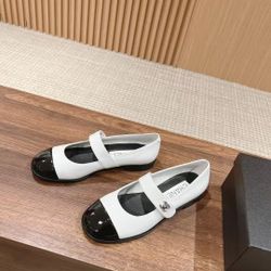Chanel Mary Jane Flats – Black & White