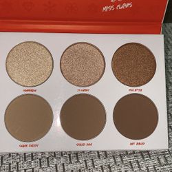 Bh Cosmetics Miss Claus Bronzer And Highlighter Palette 