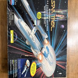 Star Trek Enterprise Ship Collectable