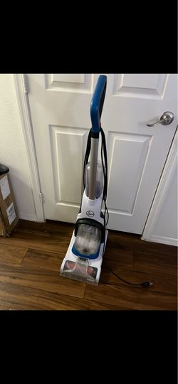 Carpet shampooer