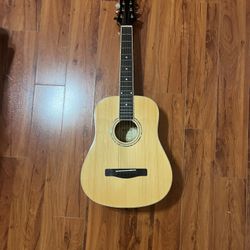 Michelle Guitar with bag