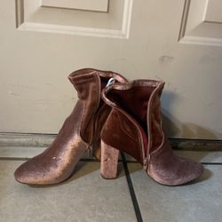 Size 7 Boots Heels Velvet Pink