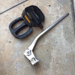 Used Bike Pedals And Kickstand For a 26” Bike