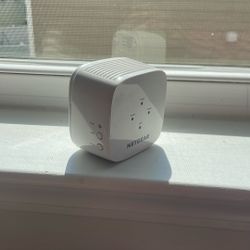 Netgear WiFi Range Extender 