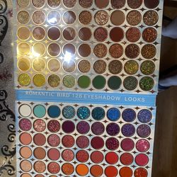 Paletas De Maquillaje Each $35