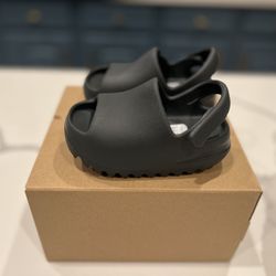 Yeezy Slide Dark Onyx(Infants)