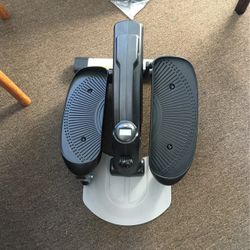 In motion Peddler Sit Or Stand