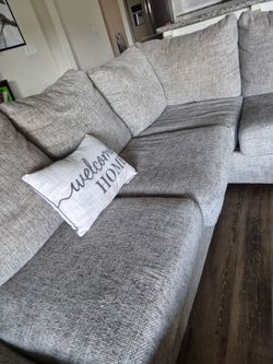 Couch/sectional