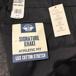 Dockers Signature Khaki 