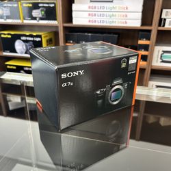 Sony a7 III Mirrorless Camera (NEW, 1 year warranty)