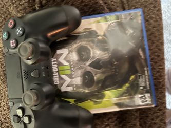 PS4 controller and ps5 modern warfare 2