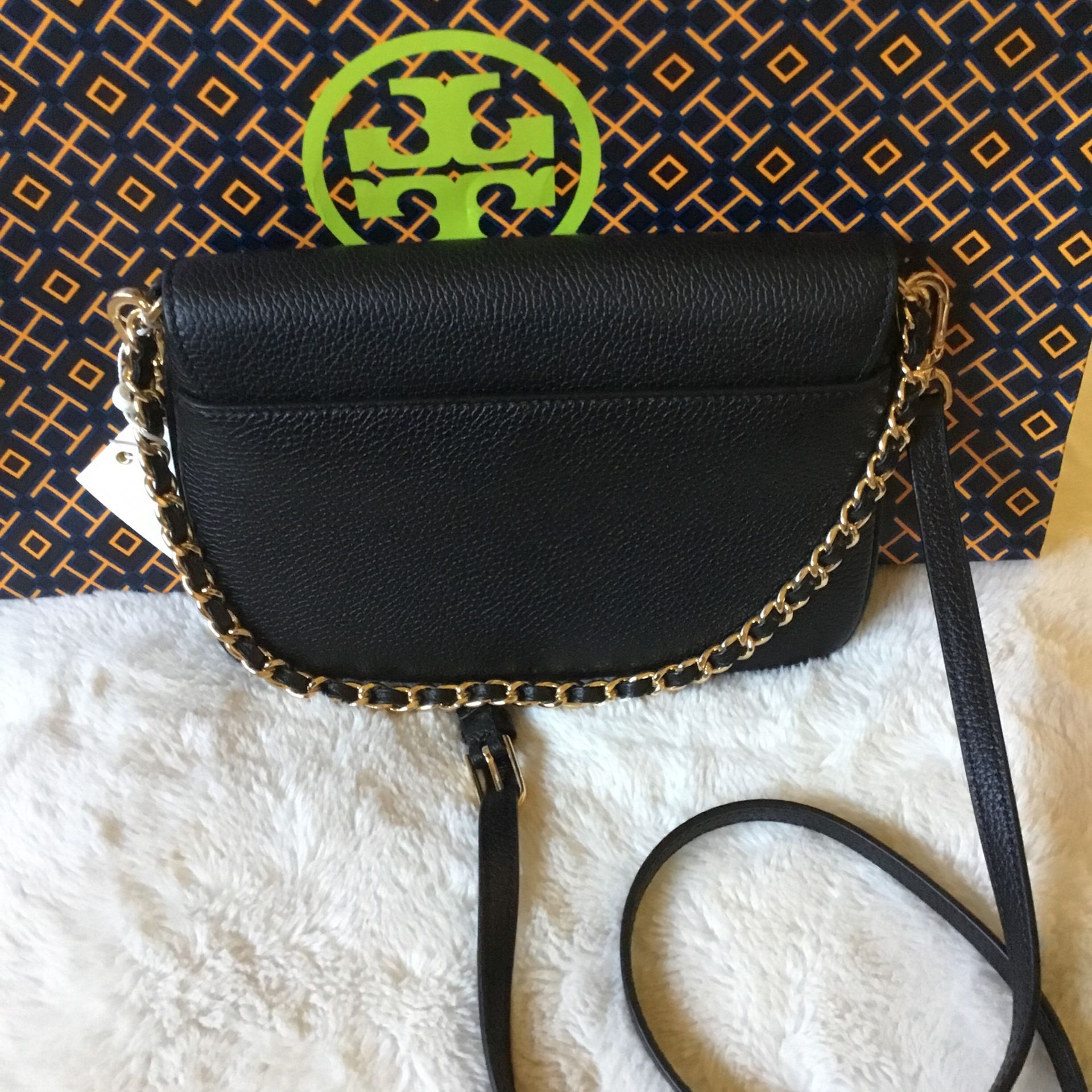 Tory Burch Lee Radziwill Double Bag for Sale in Oklahoma City, OK - OfferUp