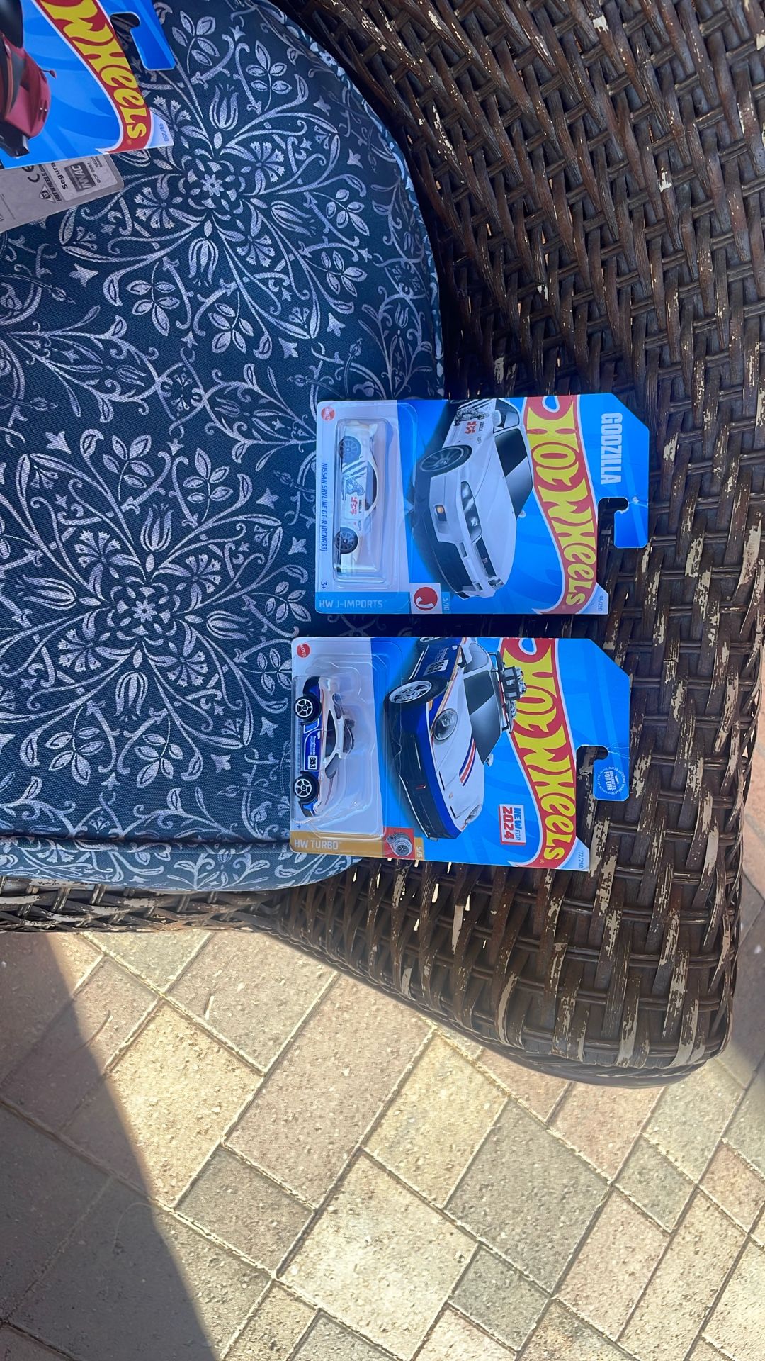 Hot Wheels Nissan Skyline Gtr And Porsche 911 Rallye