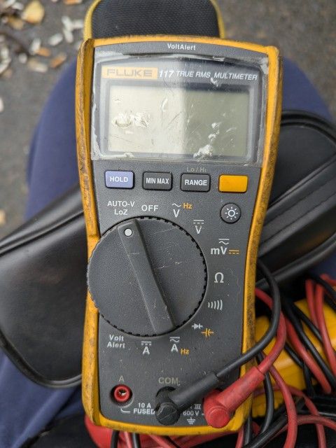 Fluke 117 Multimeter