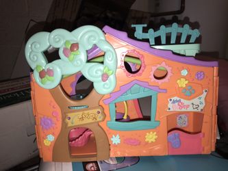 Littlest Pet Shop House