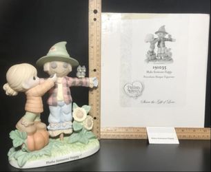 Precious Moments Scarecrow figurine #191035 “Make Someone Happy”