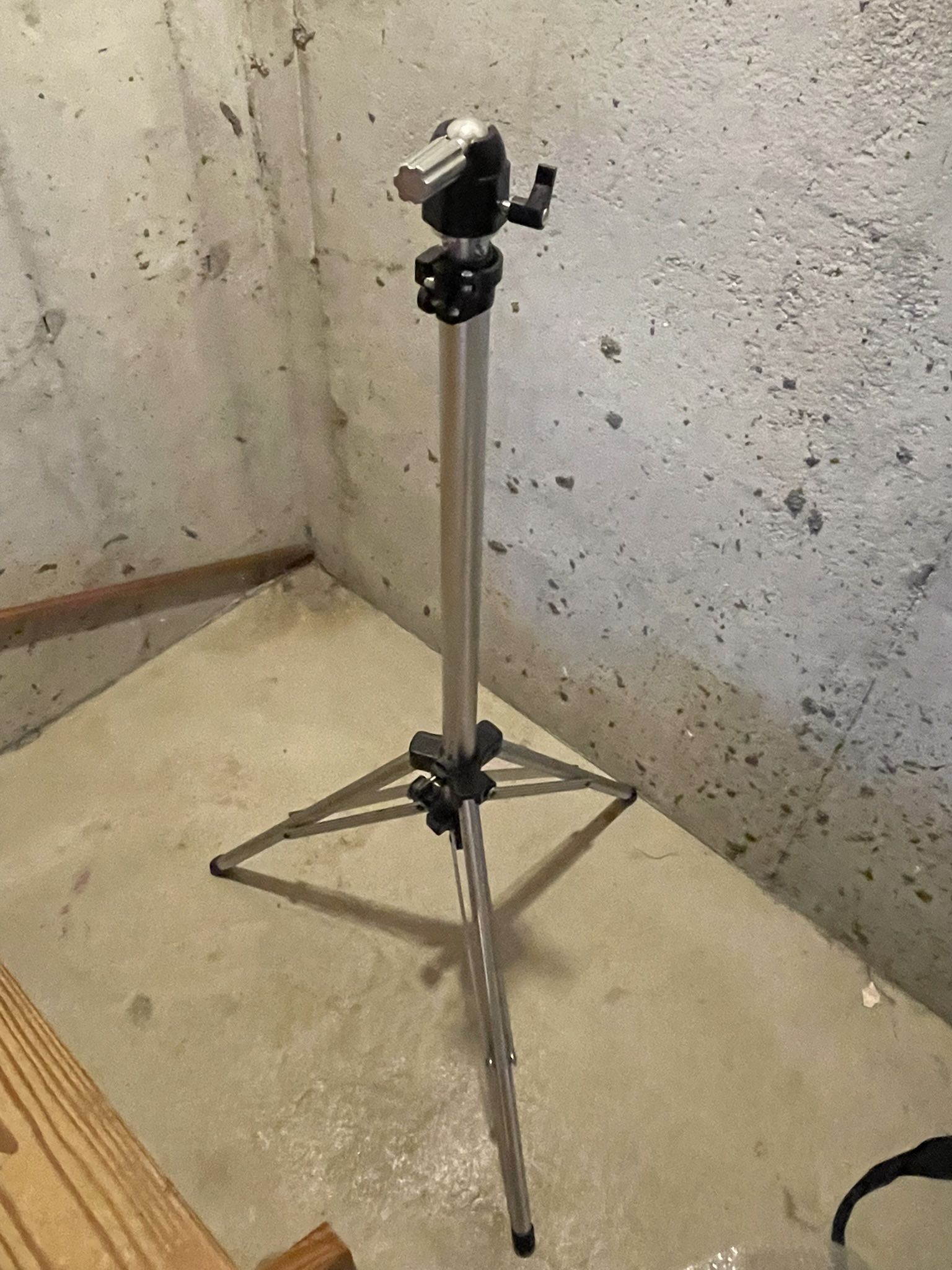 Professional Tripod For Mannequin Doll Heads