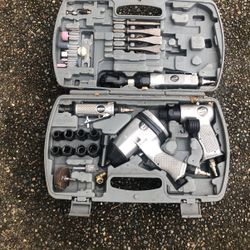 I’m selling my air compressor tools