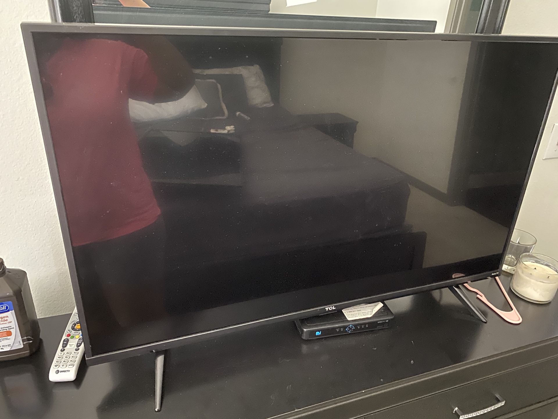 TCL 50’ TV W/ Wall Mounts for Sale in Fort Worth, TX OfferUp