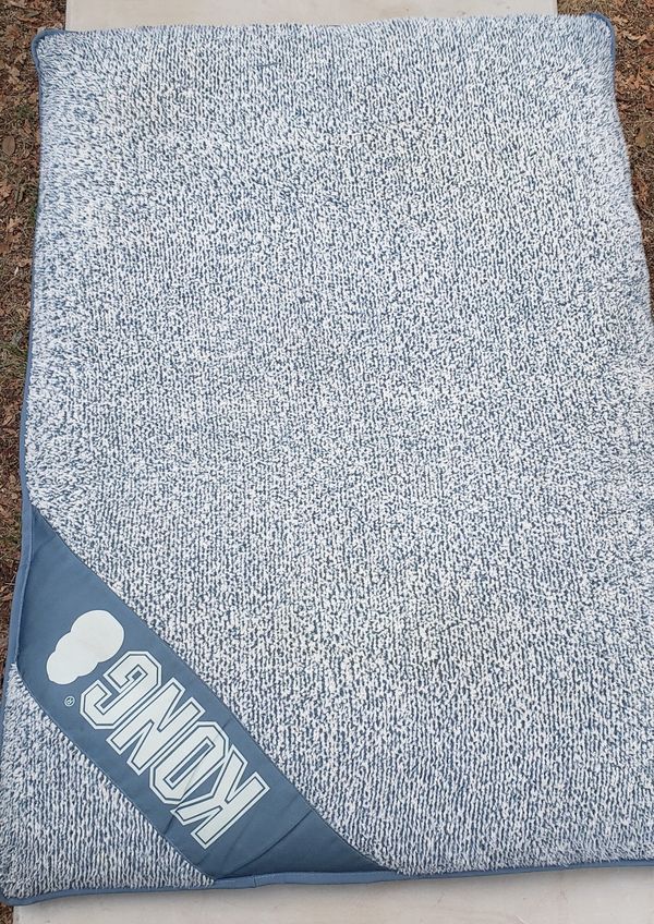 Kong Durable Pet Crate Pad for Sale in Shingle Springs, CA OfferUp