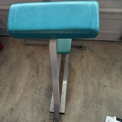 Preacher Curl Bench