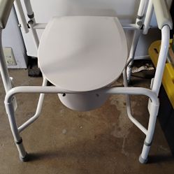 Commode