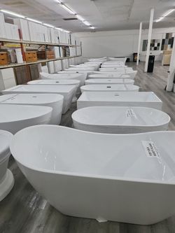 Bathtub, freestanding