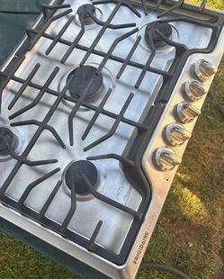 Frigidaire Gallery Stovetop