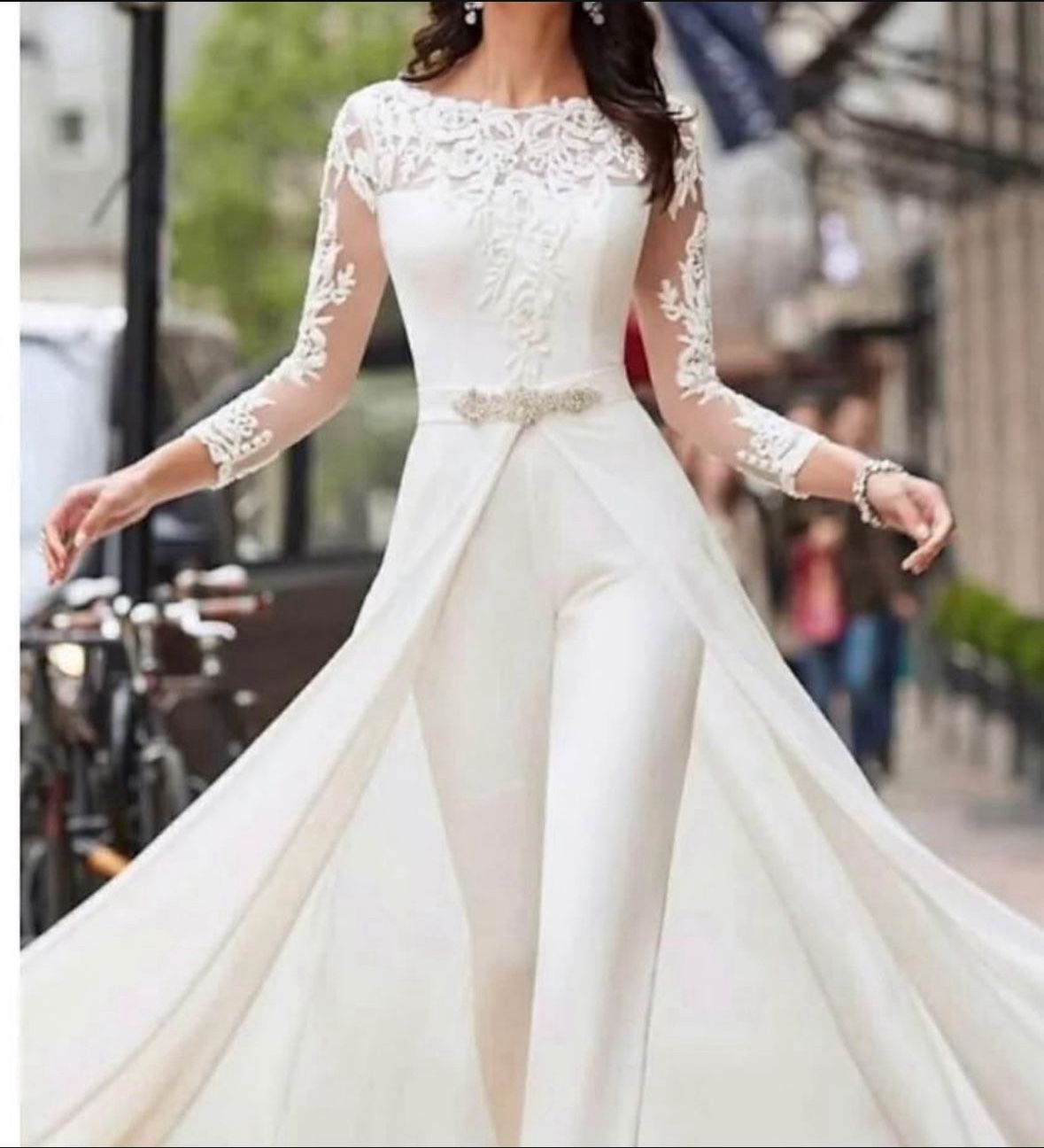 Women’s Lace Jumpsuit Dress Size 8