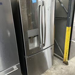 GE REFRIGERATOR