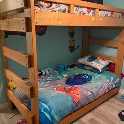 Bunk bed with rollout trundle 