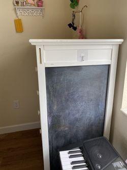 Kids dresser
